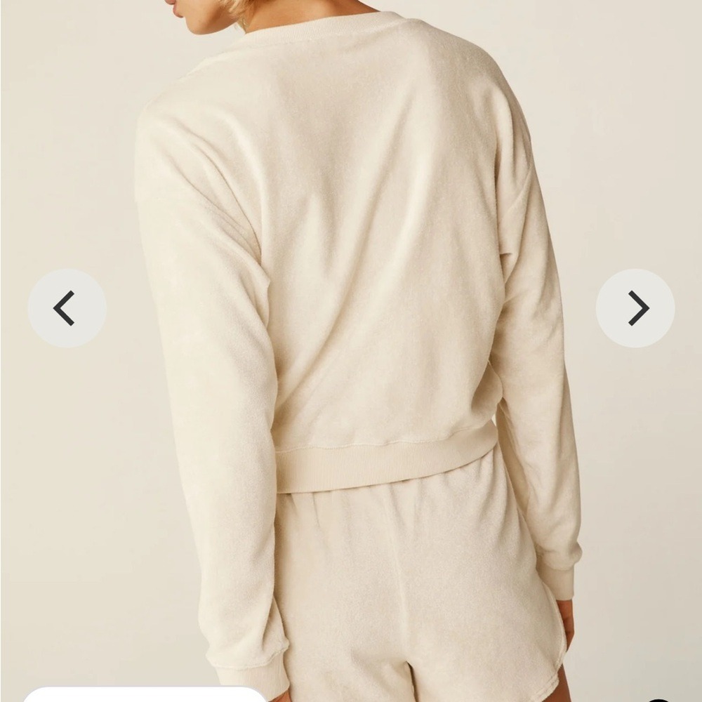 NEW Beyond Yoga Ivory Cream Terry V-Neck Cropped Sweatshirt‎ XL Pullover - Picture 3 of 7